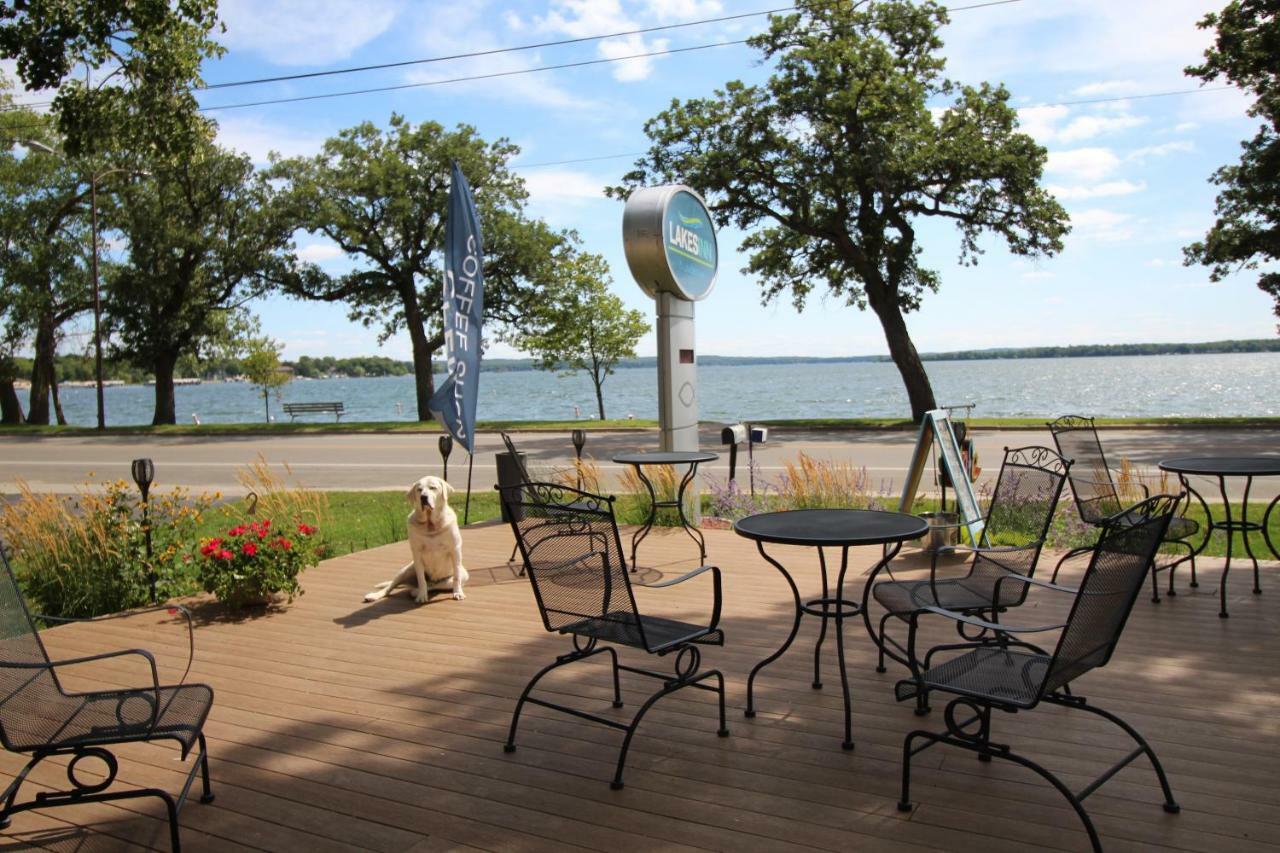 Lakes Inn Detroit Lakes Ngoại thất bức ảnh